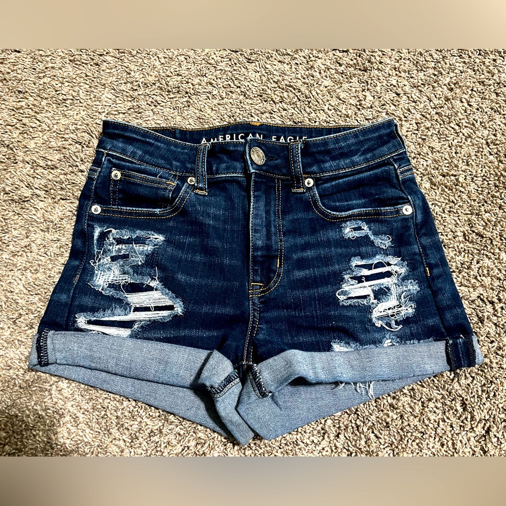 American Eagle cut off shorts sz 0. Next Level Stretch Hi-Rise Shortie.